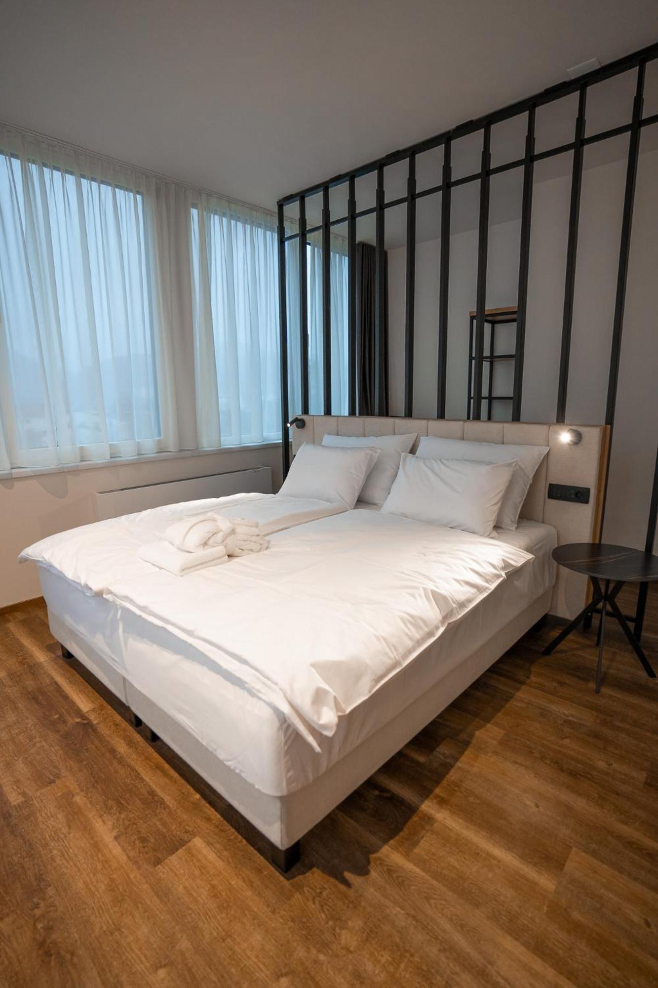 Hotel Lonca Škofja Loka Εξωτερικό φωτογραφία